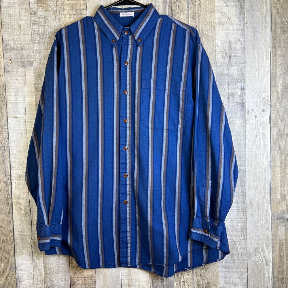 Manhattan Large Button Down Stripe Shirt w/Single Button Cuff w/Pocket
